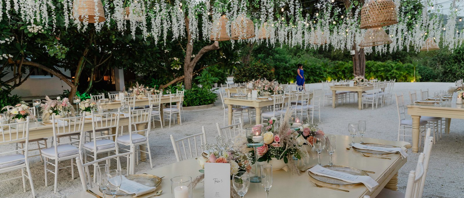 Tendencias en decoración de bodas en la playa para el 2025